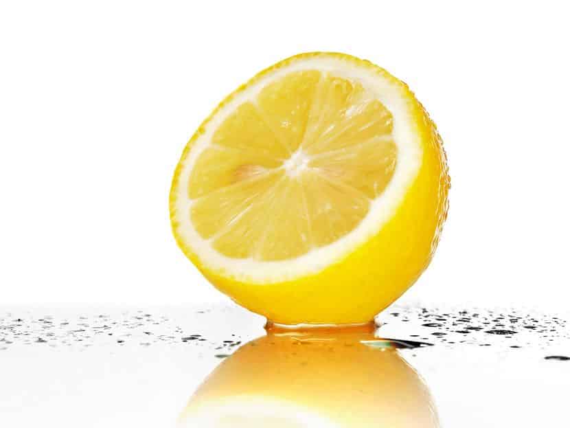 спелый лимон